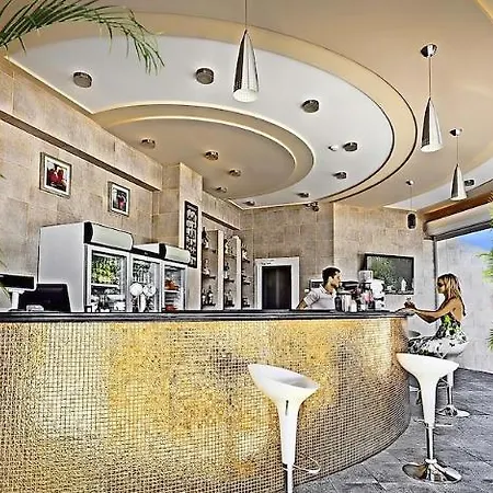 Hotel Grand-marine & Burlacha Balka