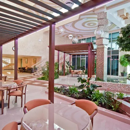 Hotel Grand-marine & 4*