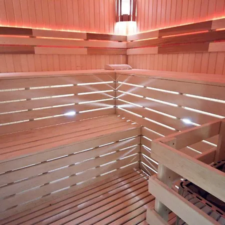 Hotel Grand-marine & 4*